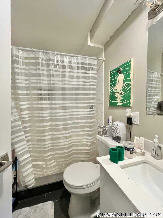 Building Photo - 226 Parker Hill Ave