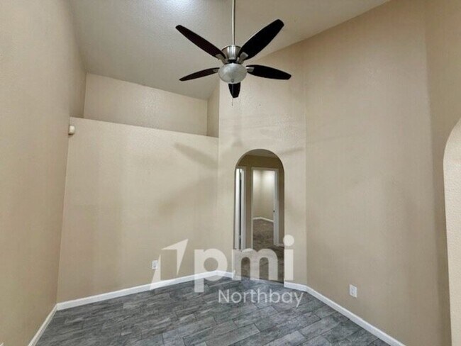 Foto del edificio - 2388 E Atlantic Ave