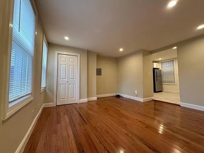 Building Photo - 287 Monticello Ave