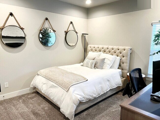 Foto del edificio - 7704 Nasser Ln