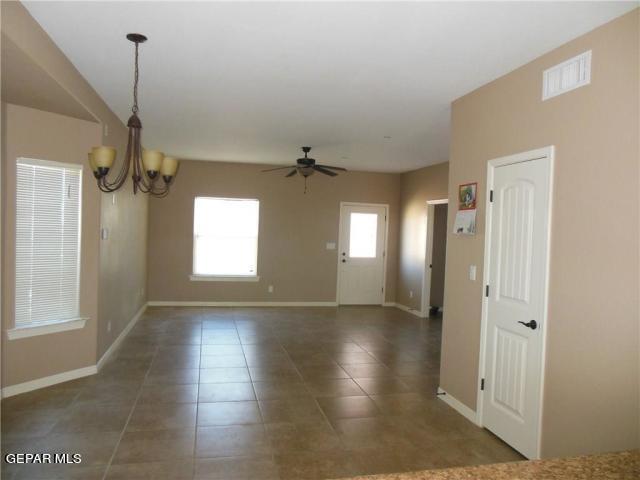 Foto del edificio - 14206 Bluesky Point Ct