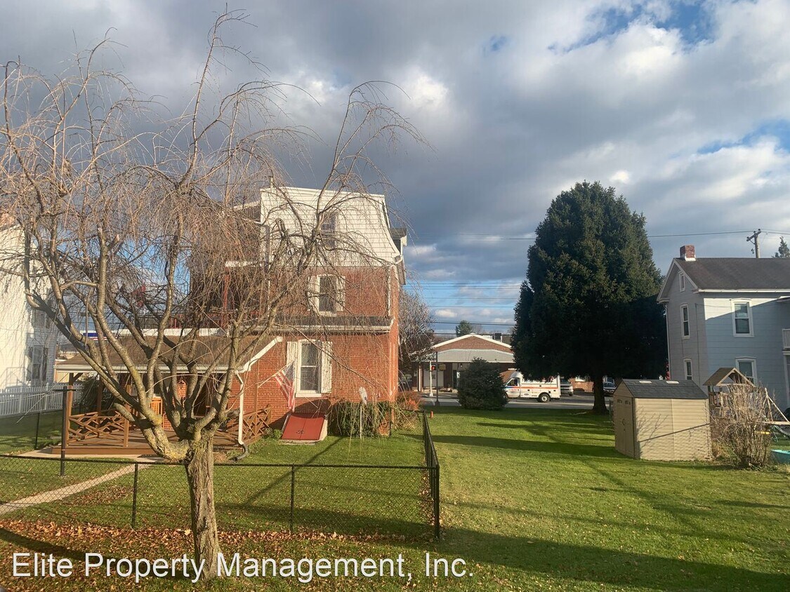 Foto principal - 3276 N George St