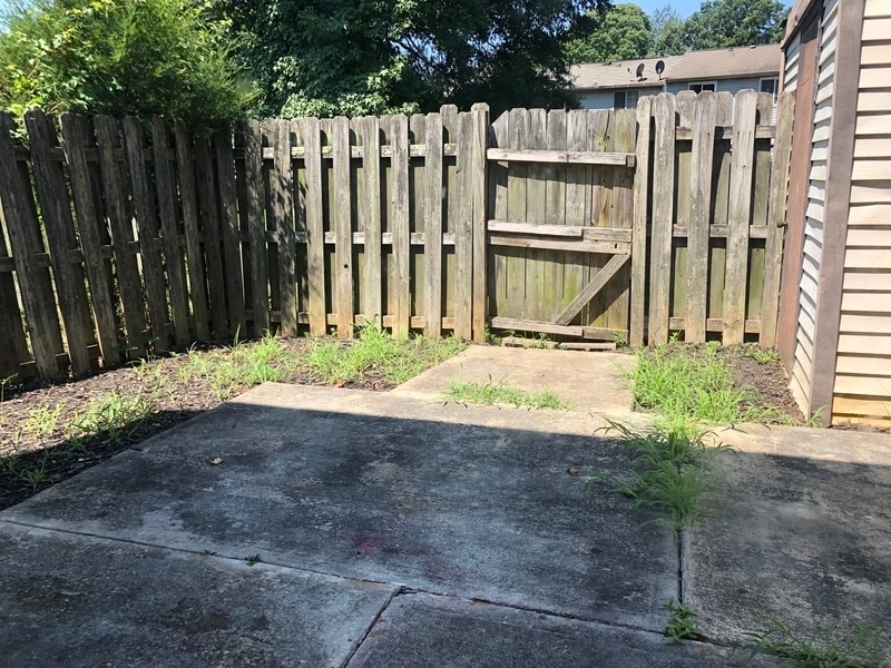 Building Photo - 7620 Holly Grove Ct