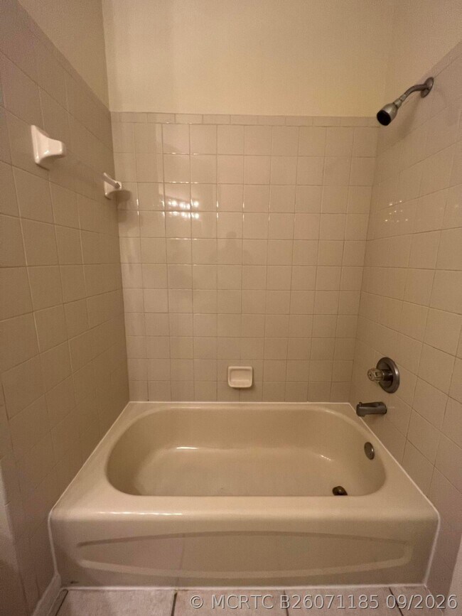 Foto del edificio - 8364 Mulligan Cir