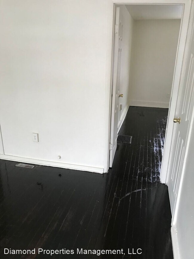 Building Photo - 4 br, 2 bath House - 102 Haven Street