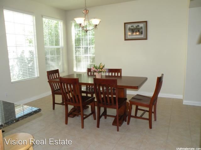 Building Photo - 3 br, 2.5 bath House - 1024 W Cambria Dr