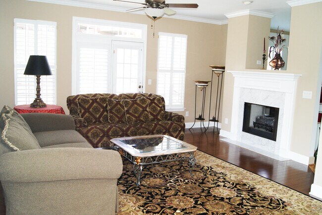 Foto del edificio - 641 Old Hickory Blvd