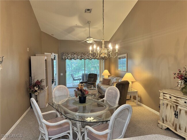 Foto del edificio - 13046 Amberley Ct