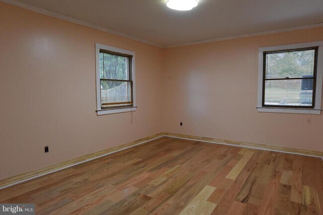 Building Photo - 4011 Lees Corner Rd