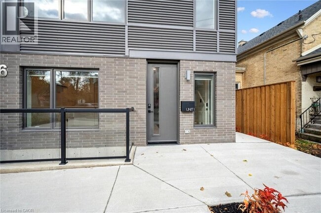 Photo du bâtiment - 66 Union St E