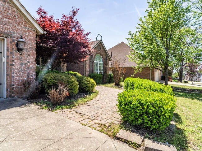 Foto del edificio - 5205 W Brooks Cir