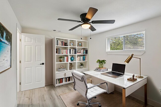 Foto del edificio - 4946 Avery Rd