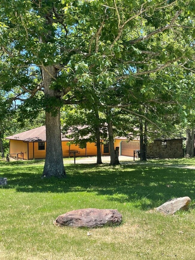 Building Photo - 17335 Cashew Ln