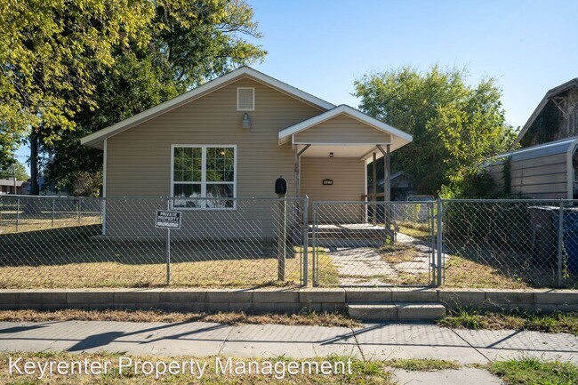 Foto del edificio - 3 br, 2 bath House - 427 S Trenton Ave
