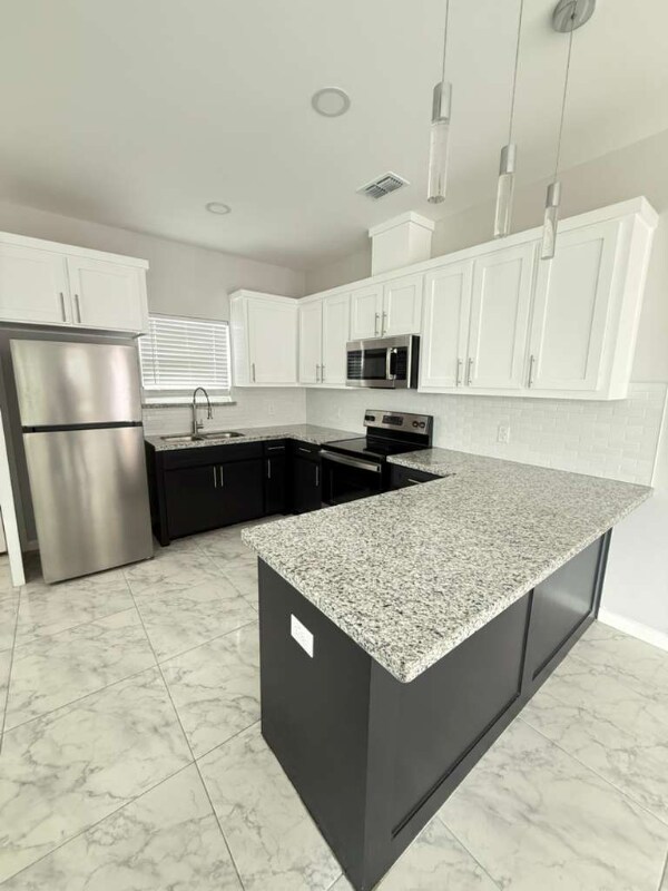 Foto del edificio - 5808 Northwestern Ave