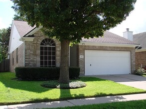 Building Photo - 2910 Blue Dawn Dr