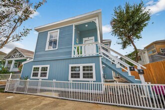 Building Photo - 1814 33rd St
