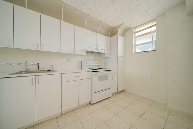 Foto del edificio - 2903 N Miami Beach Blvd
