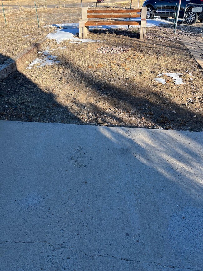 Foto del edificio - 7604 Ridge Rd
