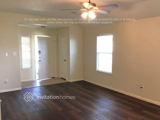 Building Photo - 19235 Sandelford Dr