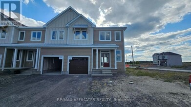 Building Photo - 610 Alopex Row
