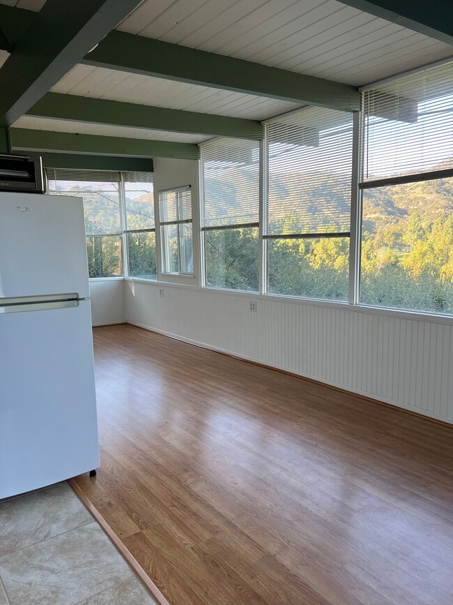 Habitación principal - 2650 Glendower Ave