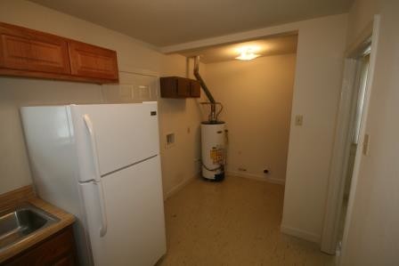 Building Photo - 2315 Rose Dr