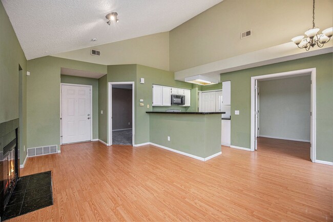 Foto del edificio - Great 2 Bedroom 1 Bathroom in Aurora!
