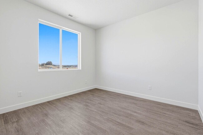 Foto del edificio - The Ridge Townhomes