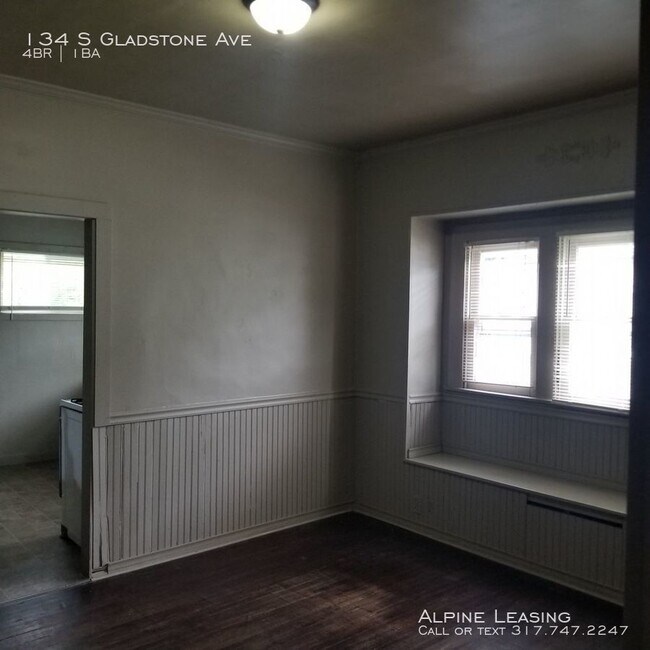 Building Photo - Christian Park area 4BR House!