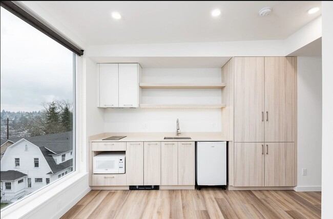 Interior Photo - Greta