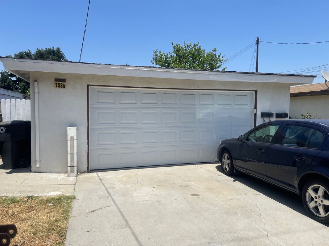 Foto principal - 7535 Columbia St