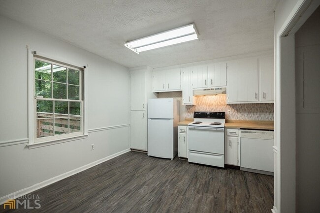 Building Photo - 147 Park Ridge Ct