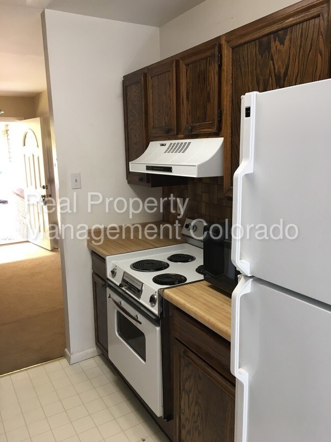 Building Photo - 2682 S Quintero Way