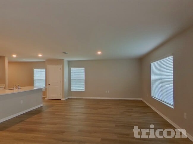 Foto del edificio - 5026 Rocky Coast Pl