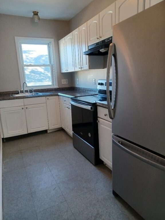 37 Holman St Unit 2, Attleboro, MA 02703 Apartment for Rent in