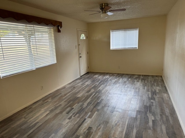 Foto del edificio - 516 Brian Dr