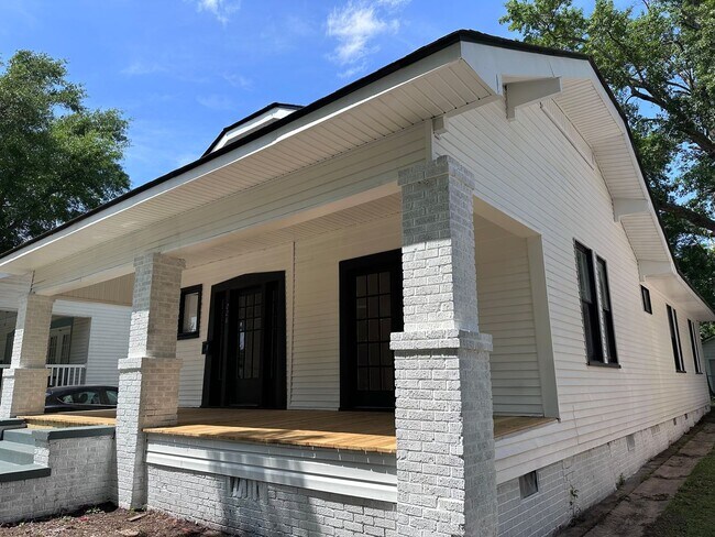 Foto del edificio - Mockingbird Realty 228