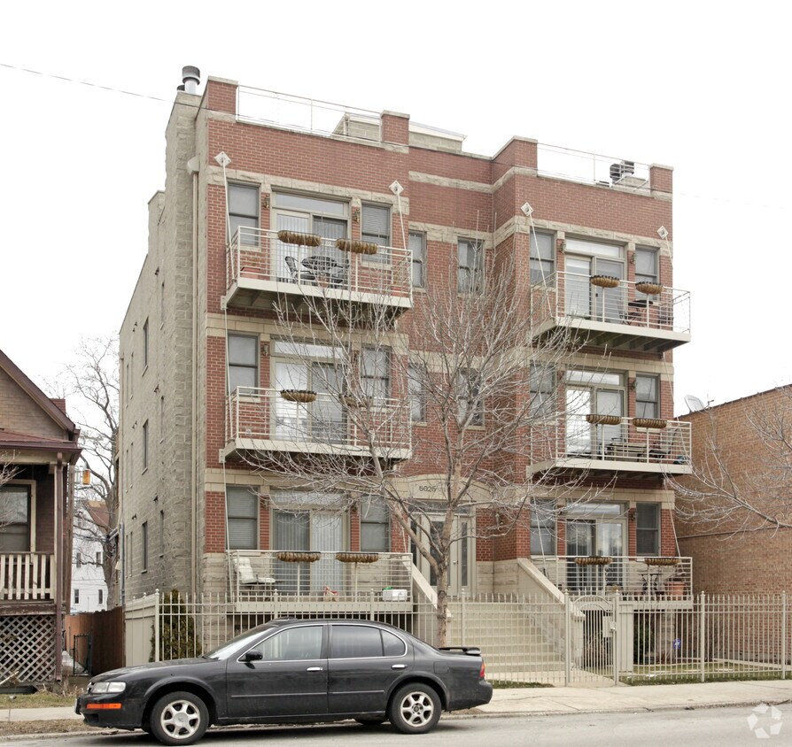 Building Photo - 6023-6025 N Ridge Ave