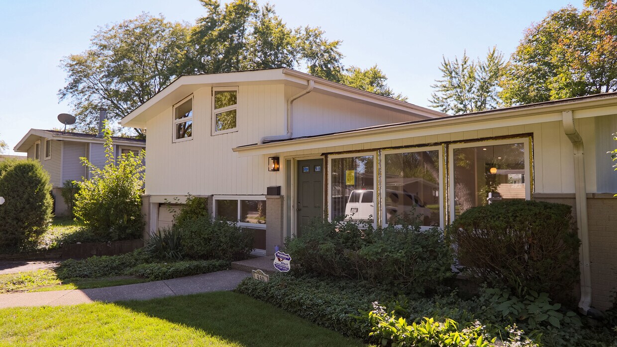 Foto principal - 440 Sheryl Ln