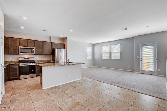 Building Photo - 1195 Paradise Basin Ct