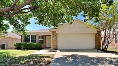 Building Photo - 6901 Whitestone Dr