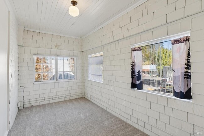 Building Photo - 21 Tamalpais Ave