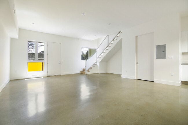 Building Photo - 2496 S Centinela Ave