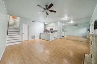 Building Photo - 7326 Regency Square Ct