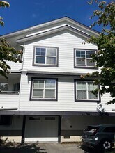 Building Photo - 14035 Greenwood Ave N