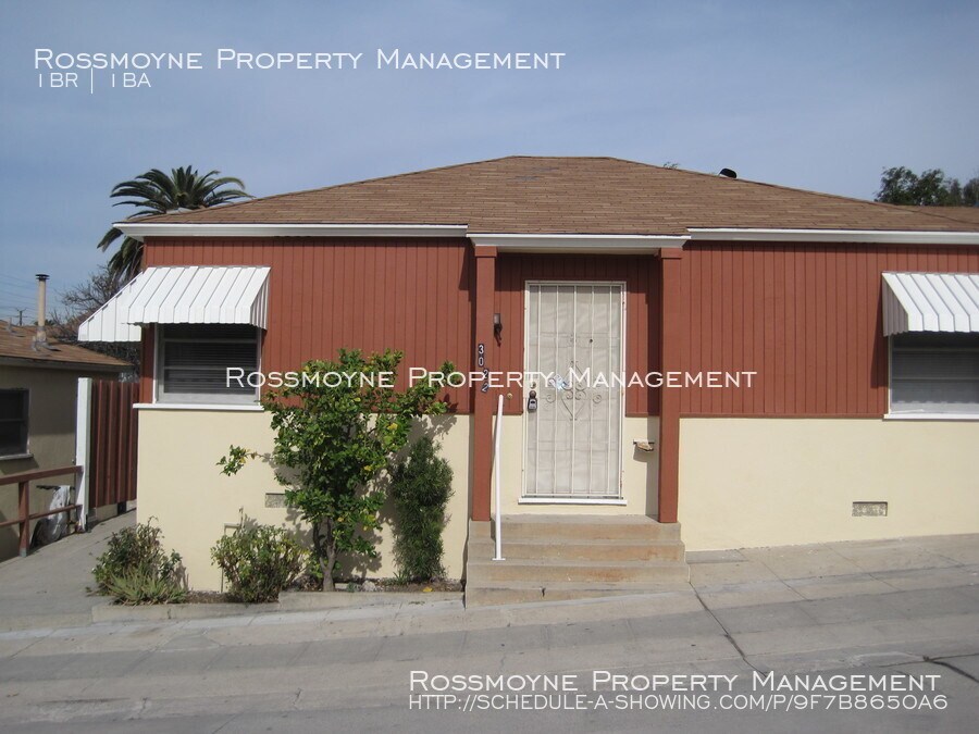 Primary Photo - 1 BR, 1 BA stand alone unit in complex clo...