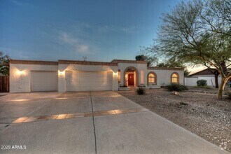 Building Photo - 5345 E Crocus Dr