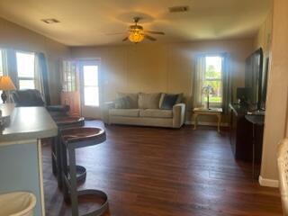 Foto del edificio - 8075 SE Wren Ave