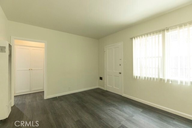 Foto del edificio - 4047 Irving Pl